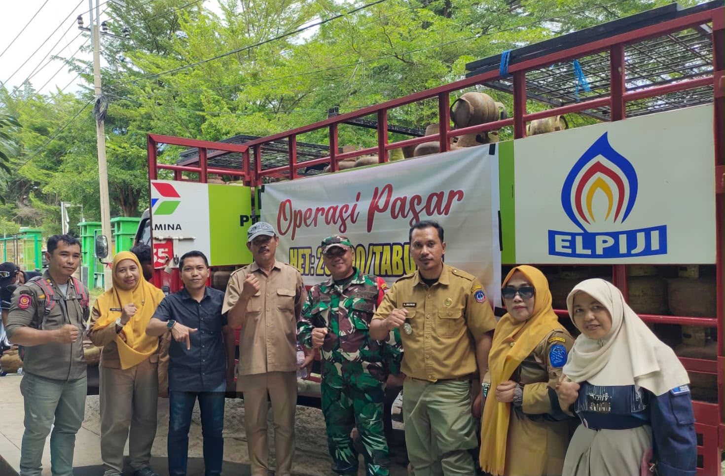 Pertamina Patra Niaga Sulawesi dan Pemda Kolaka Gelar Pasar Murah LPG 3 Kg 