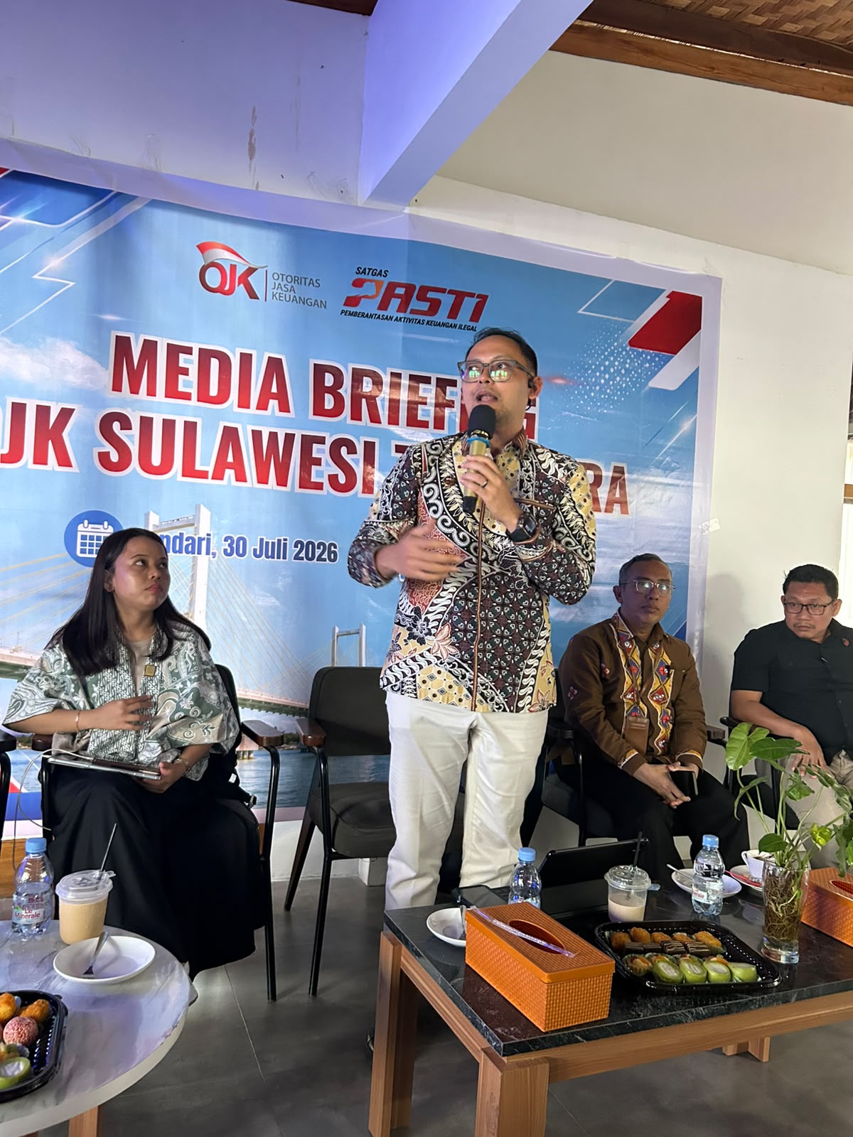 Gadai Ilegal Makin Marak, OJK Sultra Imbau Masyarakat Waspada