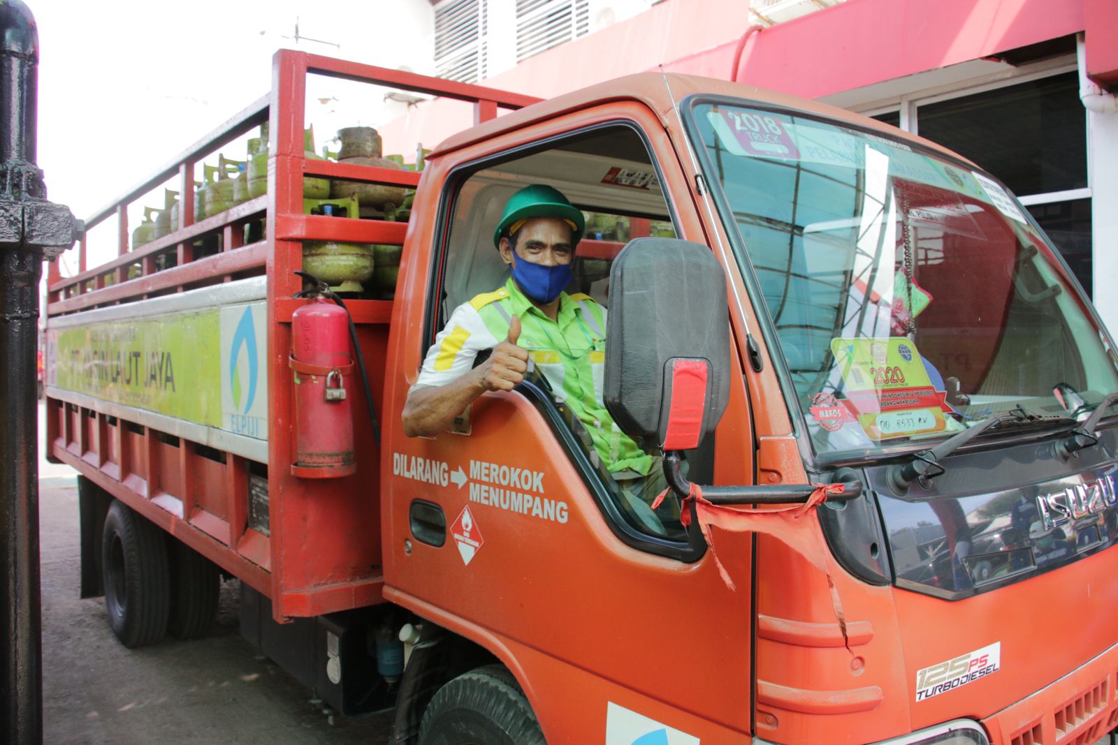 Pertamina Tambah Pasokan LPG 3 kg hingga 65% di Sejumlah Wilayah Sulawesi Selatan & Sulawesi Barat